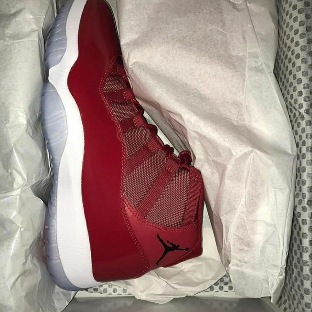 Air Jordan 11 'Gym Red'